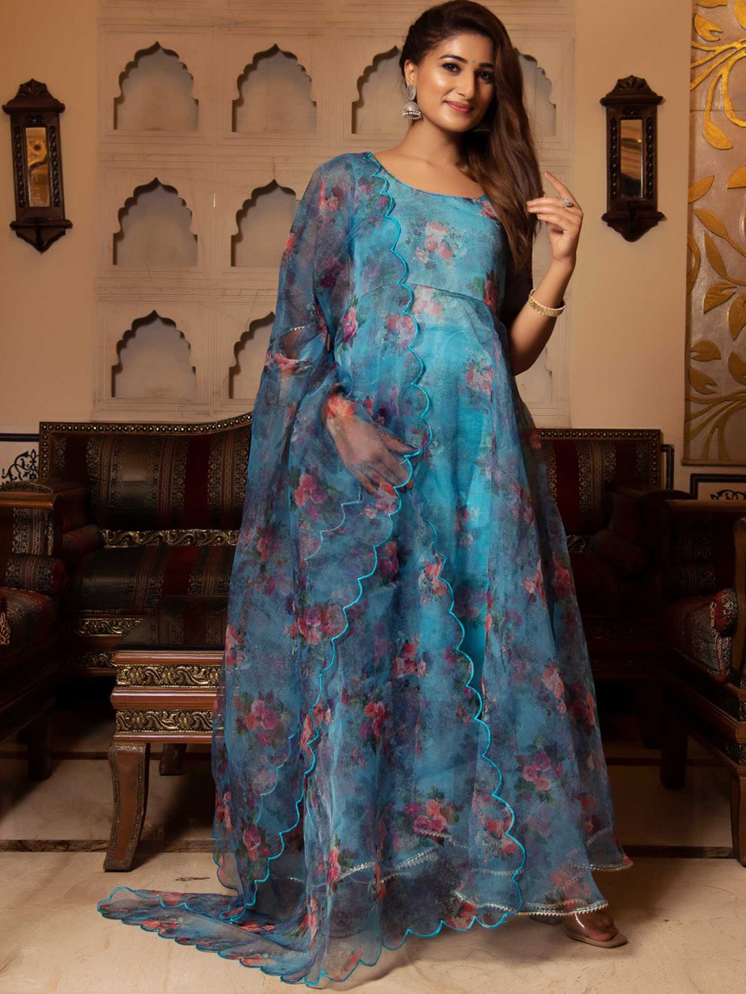 Calmna Women Floral Printed Round Neck Anarkali Kurta with Trousers & Dupatta, Blue
Calmna Women Floral Printed Round Neck Anarkali Kurta with Trousers & Dupatta, Blue