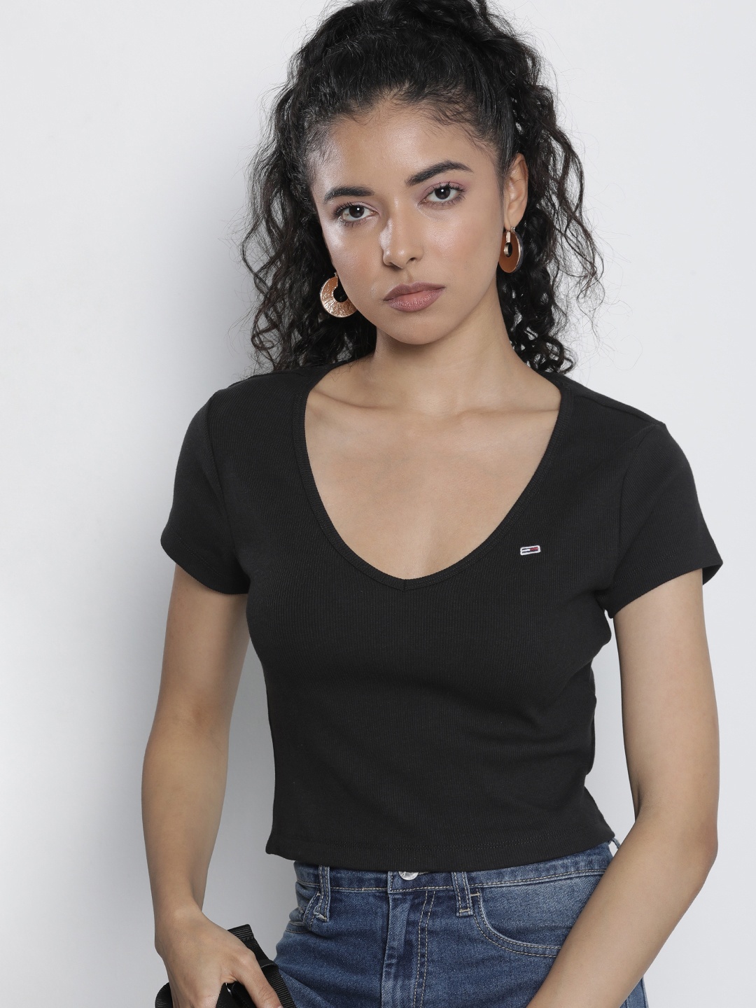 Tommy Hilfiger Solid V-Neck Ribbed Crop T-shirt, Black