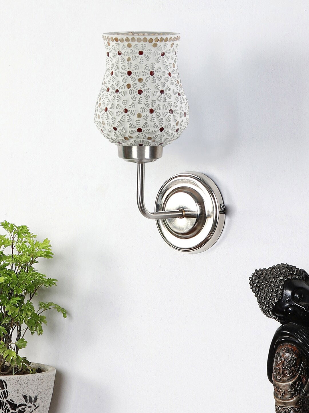 Devansh White & Maroon Textured Mosaic Glass Shade Wall Mounted Lamp With Steel Base
Devansh White & Maroon Textured Mosaic Glass Shade Wall Mounted Lamp With Steel Base
