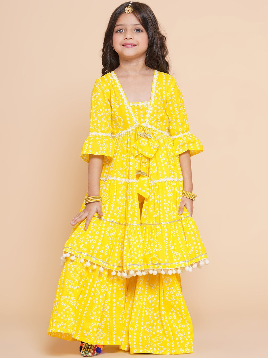Bitiya by Bhama Girls Bandhani Printed Empire Pure Cotton Kurta with Sharara, Yellow
Bitiya by Bhama Girls Bandhani Printed Empire Pure Cotton Kurta with Sharara, Yellow