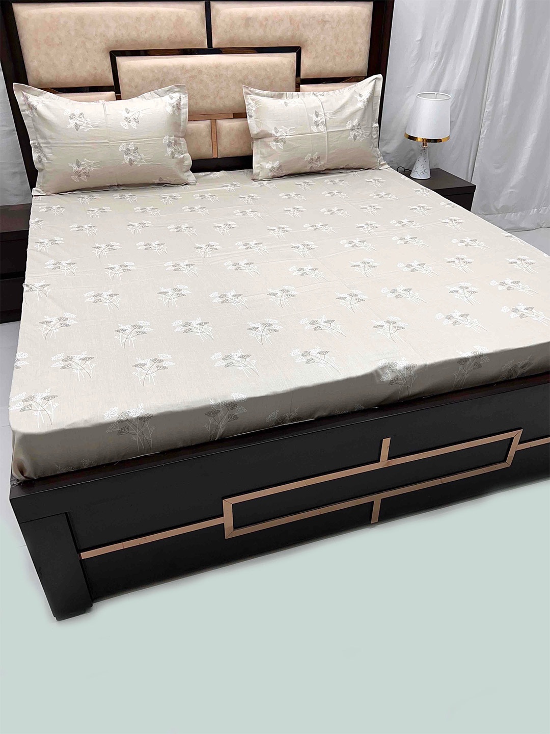 Pure Decor Velar Brown Floral 380 TC Flat Pure Cotton King Bedsheet with 2 Pillow Covers
Pure Decor Velar Brown Floral 380 TC Flat Pure Cotton King Bedsheet with 2 Pillow Covers