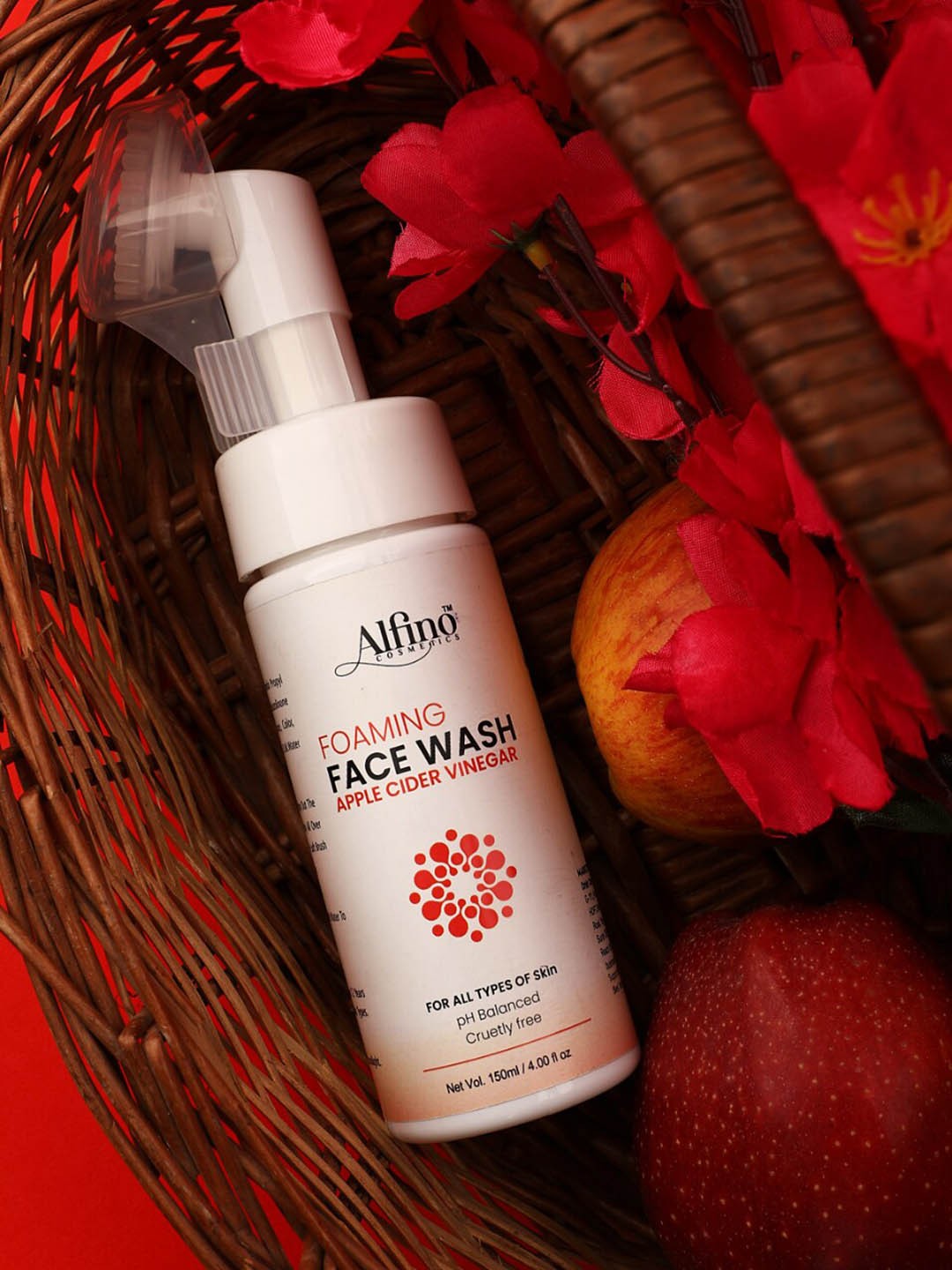 Alfino Apple Cider Vinegar pH Balanced Foaming Face Wash with Built-In Brush - 150 ml, White
Alfino Apple Cider Vinegar pH Balanced Foaming Face Wash with Built-In Brush - 150 ml, White