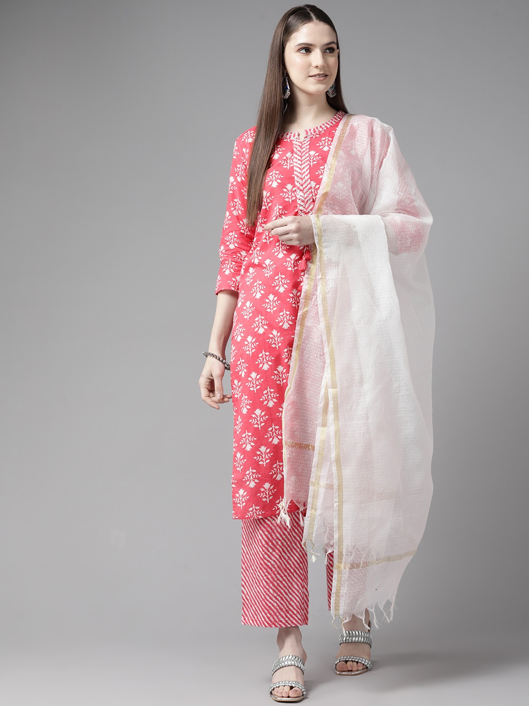 Prakrti Women Pink Ethnic Motifs Printed Pure Cotton Kurta with Palazzos & With Dupatta
Prakrti Women Pink Ethnic Motifs Printed Pure Cotton Kurta with Palazzos & With Dupatta