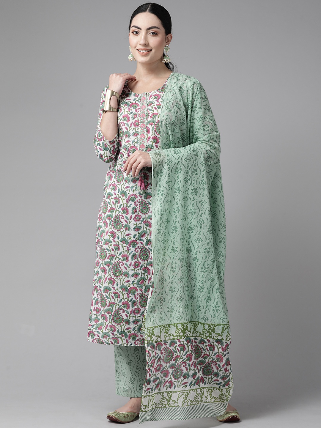 Prakrti Women Multicoloured Floral Printed Pure Cotton Kurta with Palazzos & With Dupatta, Multi
Prakrti Women Multicoloured Floral Printed Pure Cotton Kurta with Palazzos & With Dupatta, Multi