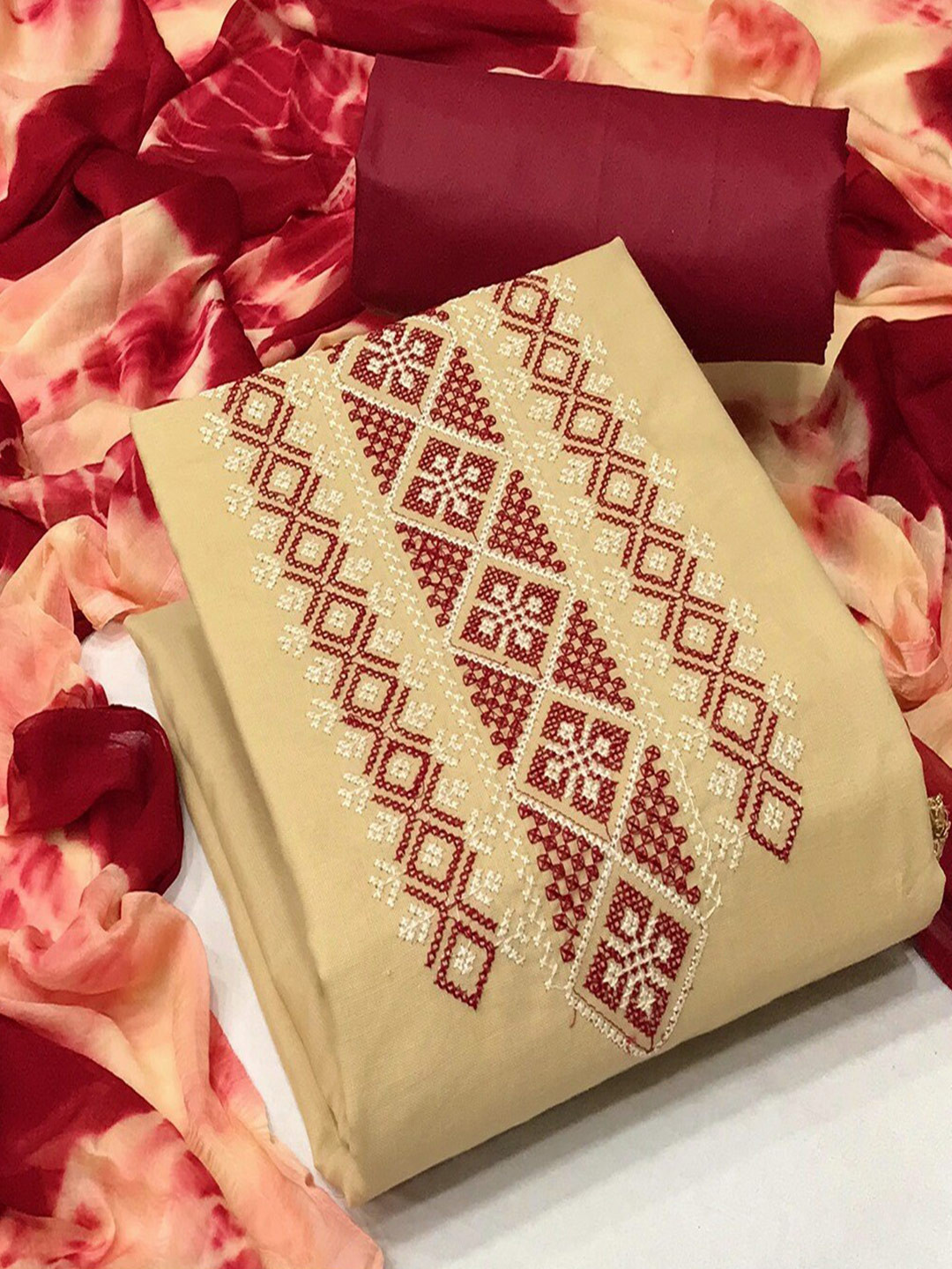 Angroop Embroidered Unstitched Dress Material, Beige
Angroop Embroidered Unstitched Dress Material, Beige