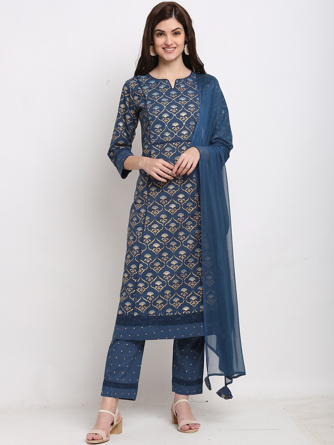 Rajnandini Women Ethnic Motifs Printed Panelled Pure Cotton Kurta with Trousers & Dupatta, Blue
Rajnandini Women Ethnic Motifs Printed Panelled Pure Cotton Kurta with Trousers & Dupatta, Blue