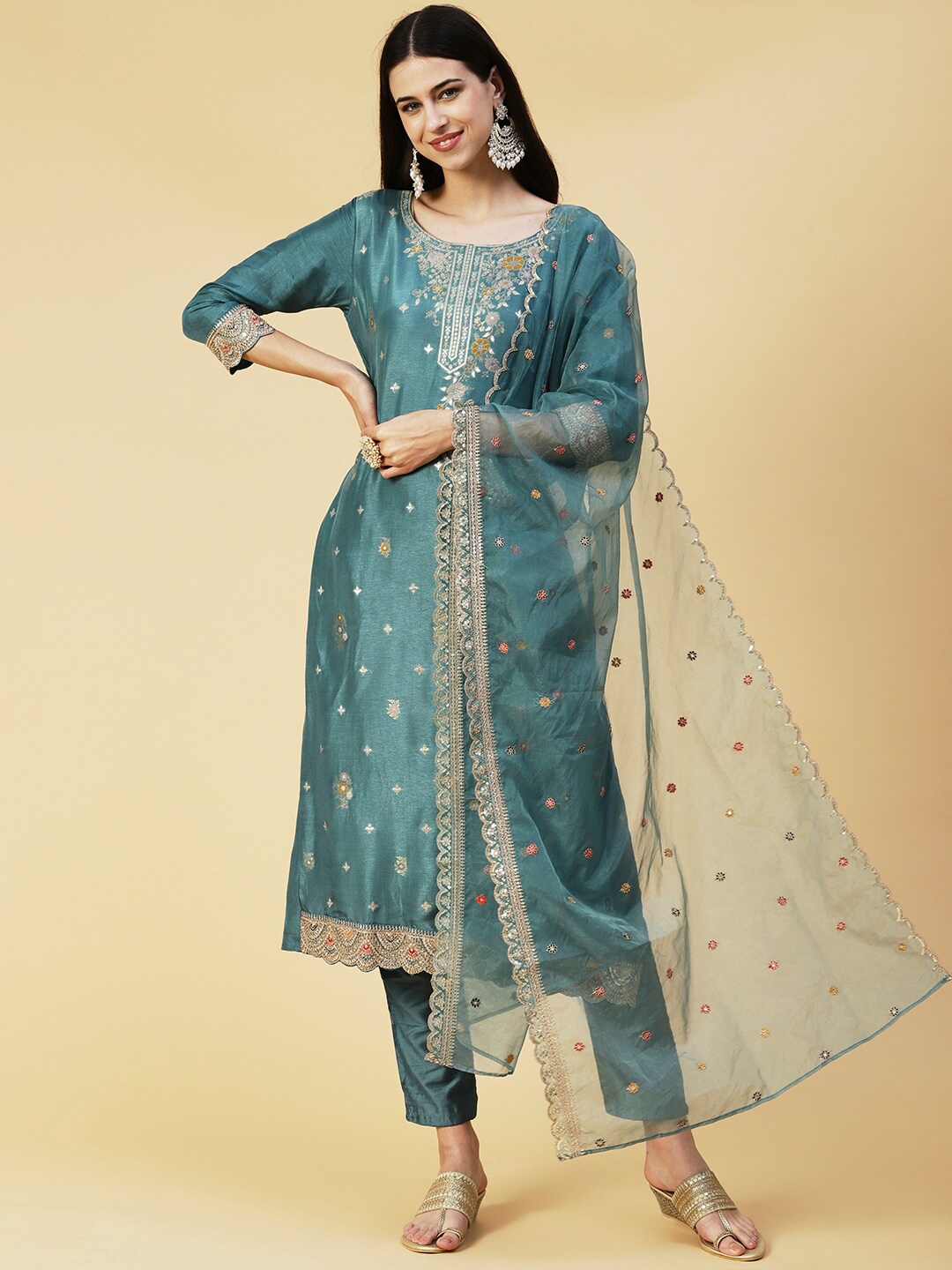 FASHOR Women Ethnic Motifs Embroidered Kurta with Trousers & With Dupatta, Blue
FASHOR Women Ethnic Motifs Embroidered Kurta with Trousers & With Dupatta, Blue