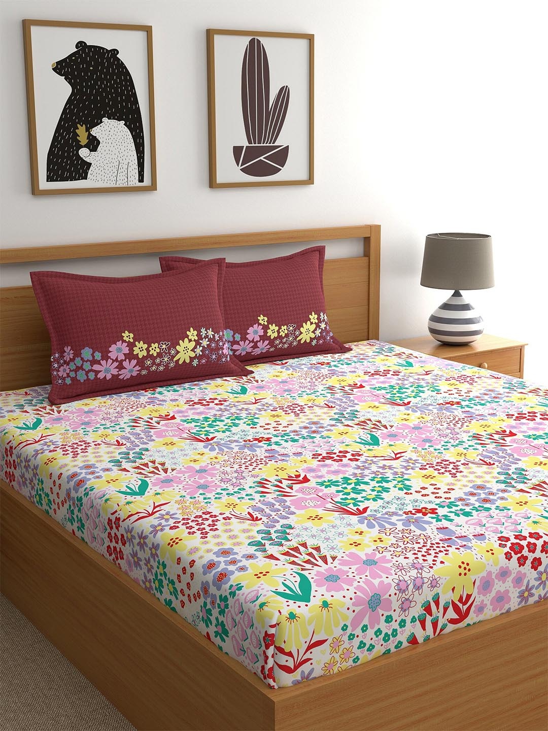 Home Ecstasy Red & White Floral 140 TC Pure Cotton King Bedsheet with 2 Pillow Covers
Home Ecstasy Red & White Floral 140 TC Pure Cotton King Bedsheet with 2 Pillow Covers