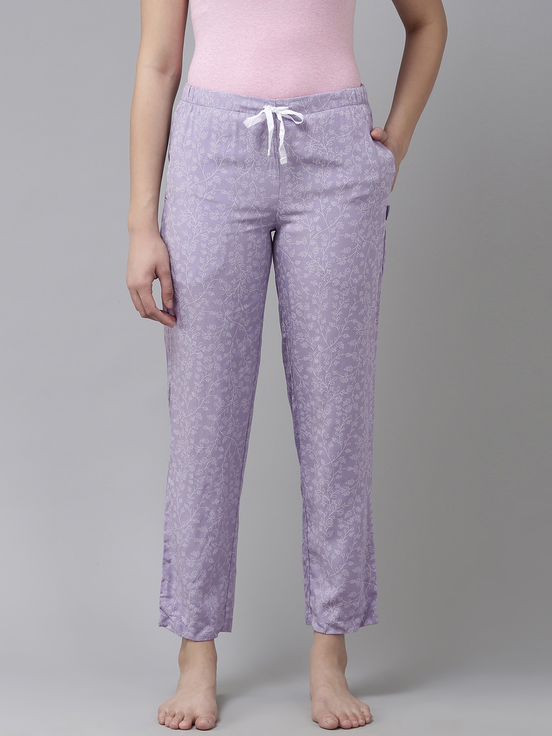 Van Heusen Women Allover Print Functional Pocket Ultra Soft Lounge Pyjamas, Lavender
Van Heusen Women Allover Print Functional Pocket Ultra Soft Lounge Pyjamas, Lavender