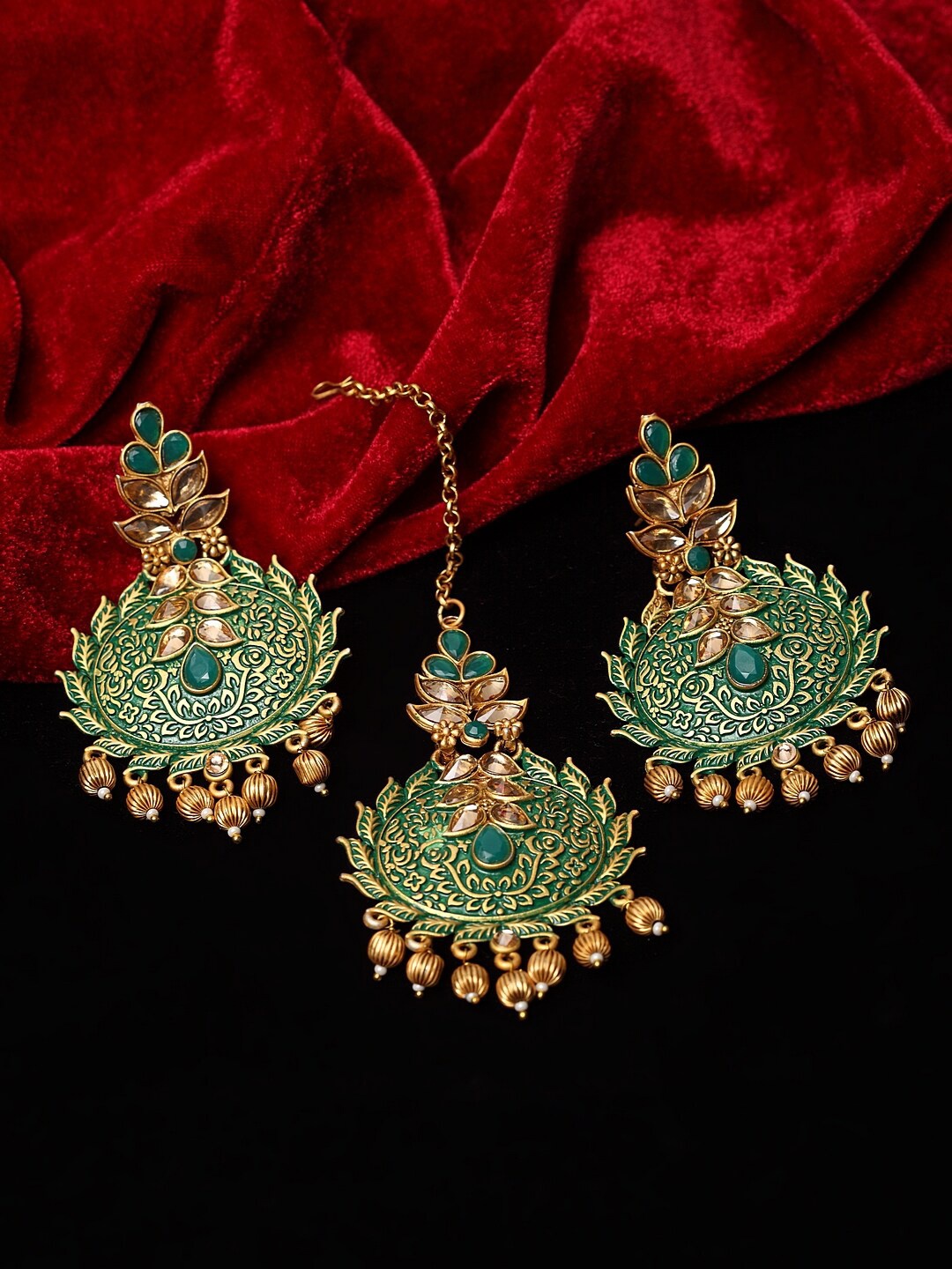 PANASH Gold-Plated Green & Beige Stone-Studded Hand Painted Maang Tika with Earrings
PANASH Gold-Plated Green & Beige Stone-Studded Hand Painted Maang Tika with Earrings