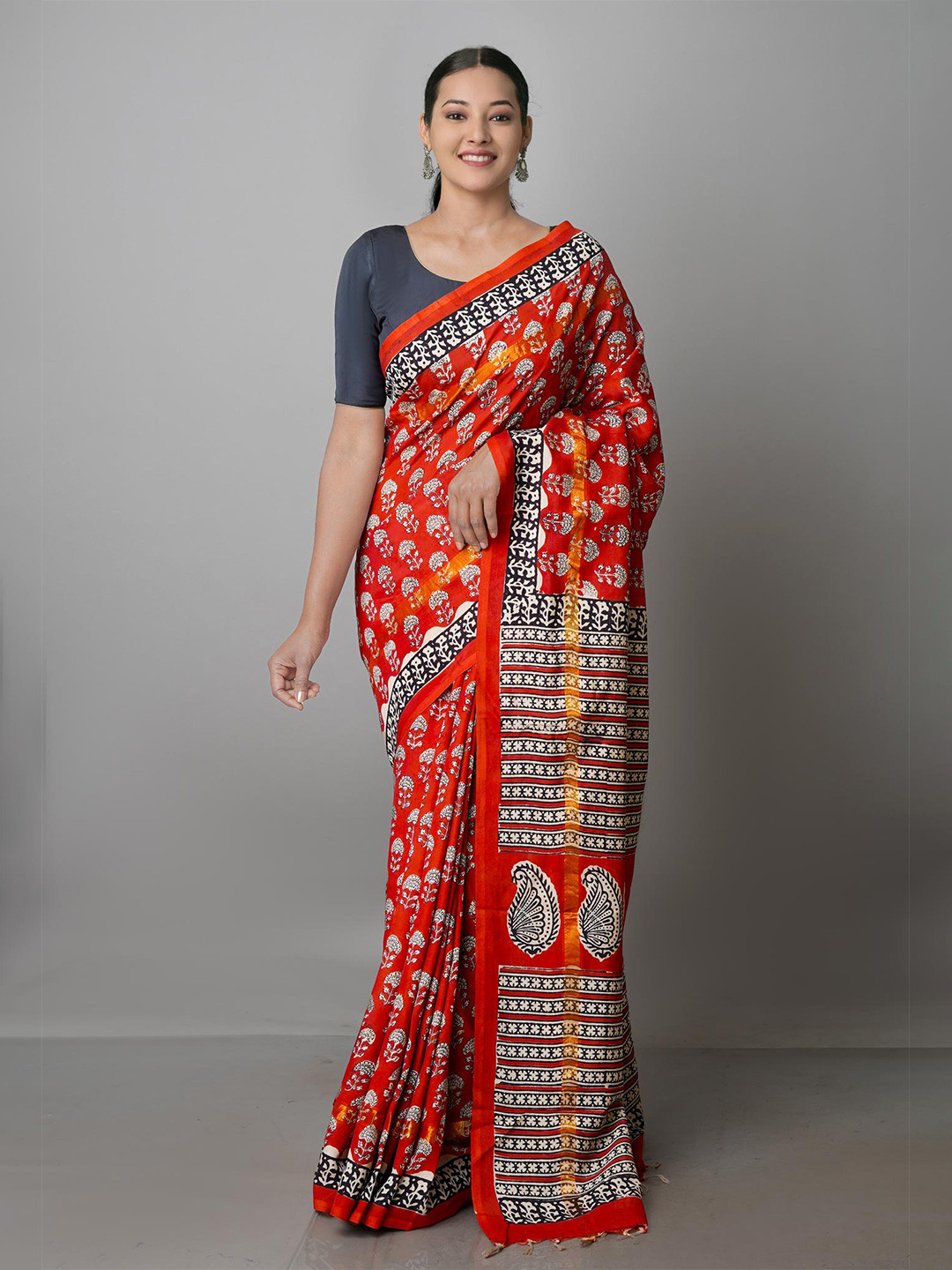 Unnati Silks Floral Printed Zari Handloom Chanderi Saree, Red
Unnati Silks Floral Printed Zari Handloom Chanderi Saree, Red