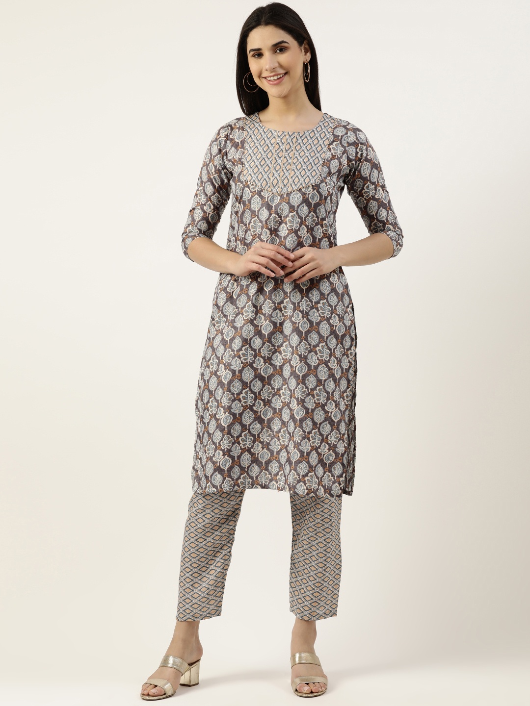 RACHNA Women Ethnic Motifs Printed Gotta Patti Jute Cotton Kurta With Trousers, Blue
RACHNA Women Ethnic Motifs Printed Gotta Patti Jute Cotton Kurta With Trousers, Blue
