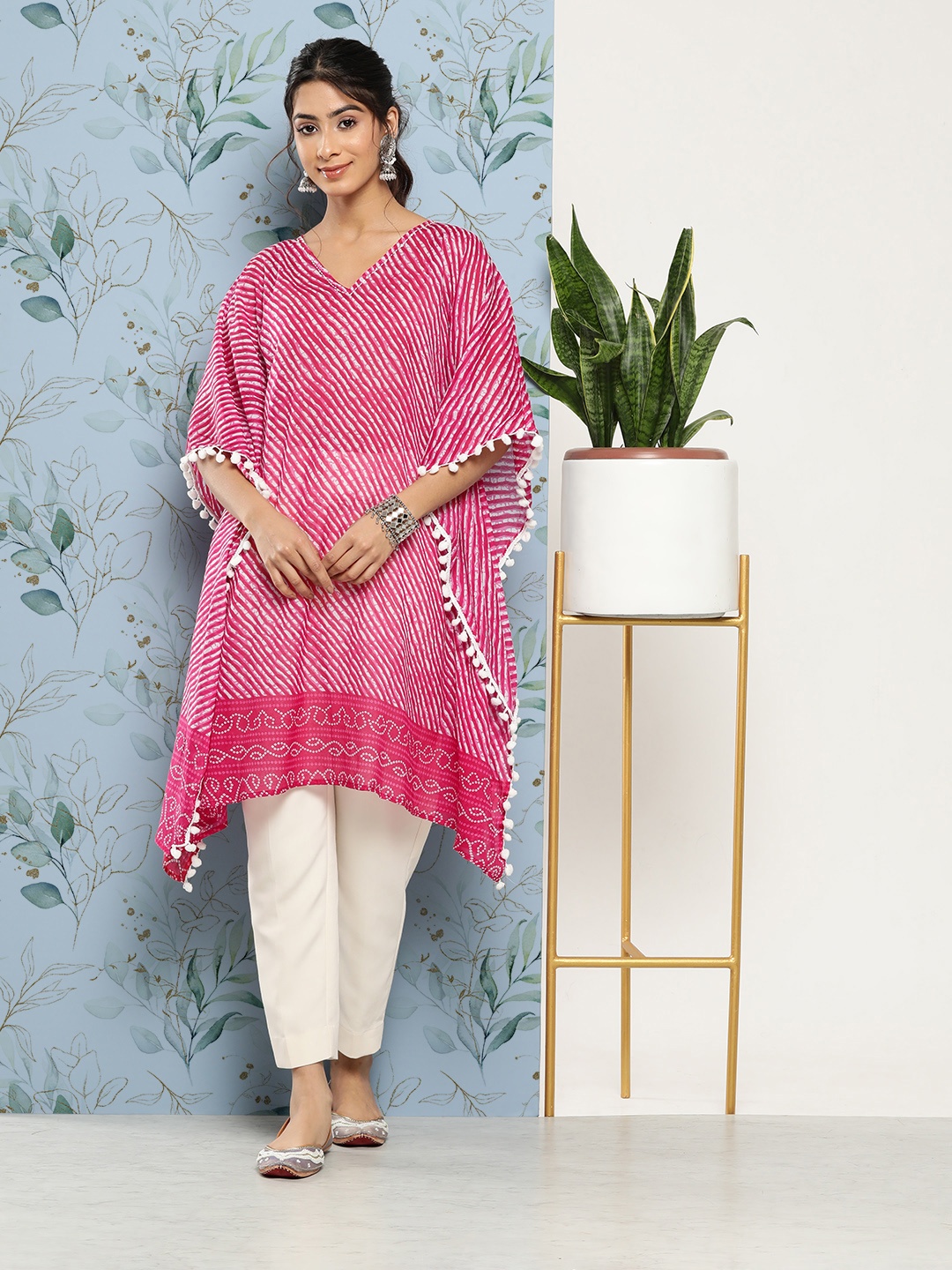 Yufta Women Leheriya Printed Flared Sleeves Pure Cotton Kaftan Kurta, Pink