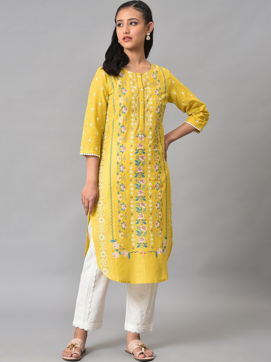 W Women Ethnic Motifs Embroidered Keyhole Neck Thread Work Cotton Kurta, Yellow
W Women Ethnic Motifs Embroidered Keyhole Neck Thread Work Cotton Kurta, Yellow