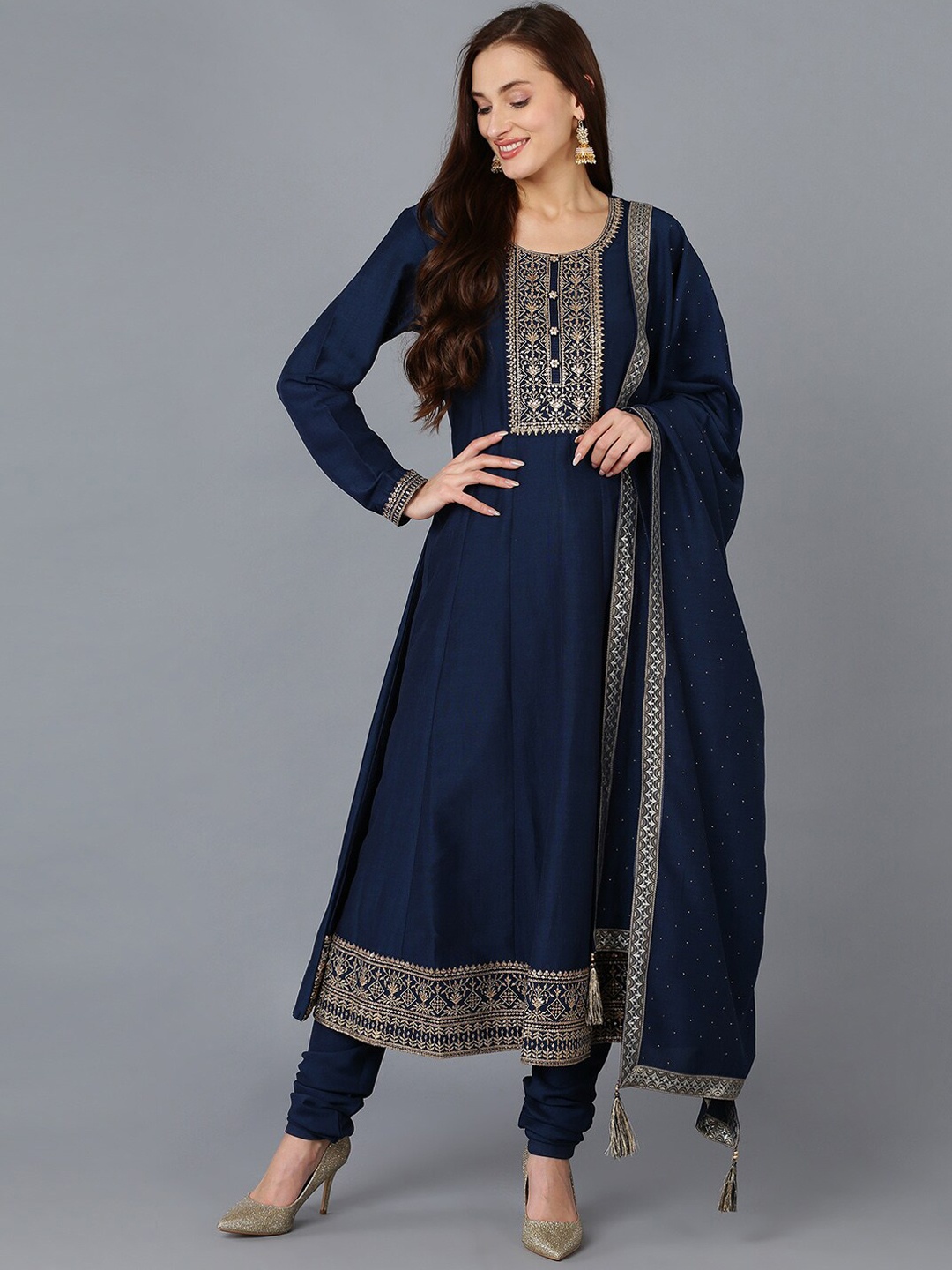AHIKA Ethnic Motifs Embroidered Pleated Sequinned Kurta with Churidar & With Dupatta, Navy blue
AHIKA Ethnic Motifs Embroidered Pleated Sequinned Kurta with Churidar & With Dupatta, Navy blue