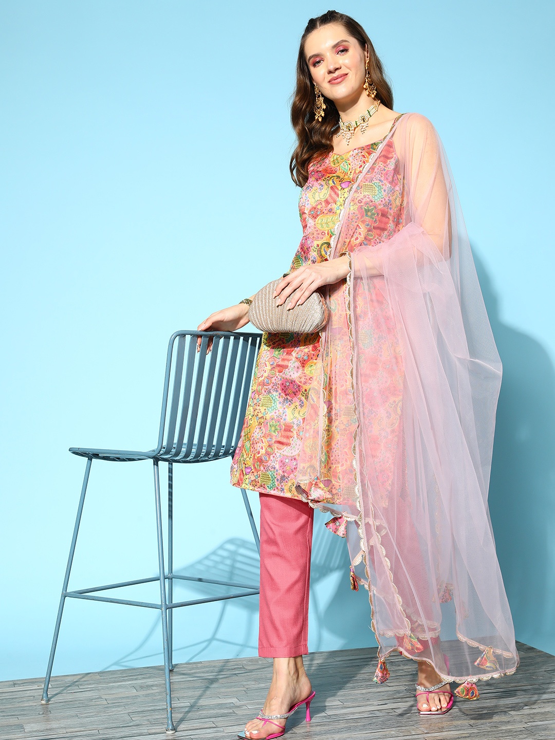 Inddus Women Floral Embroidered Thread Work Kurta with Trousers & With Dupatta, Pink
Inddus Women Floral Embroidered Thread Work Kurta with Trousers & With Dupatta, Pink