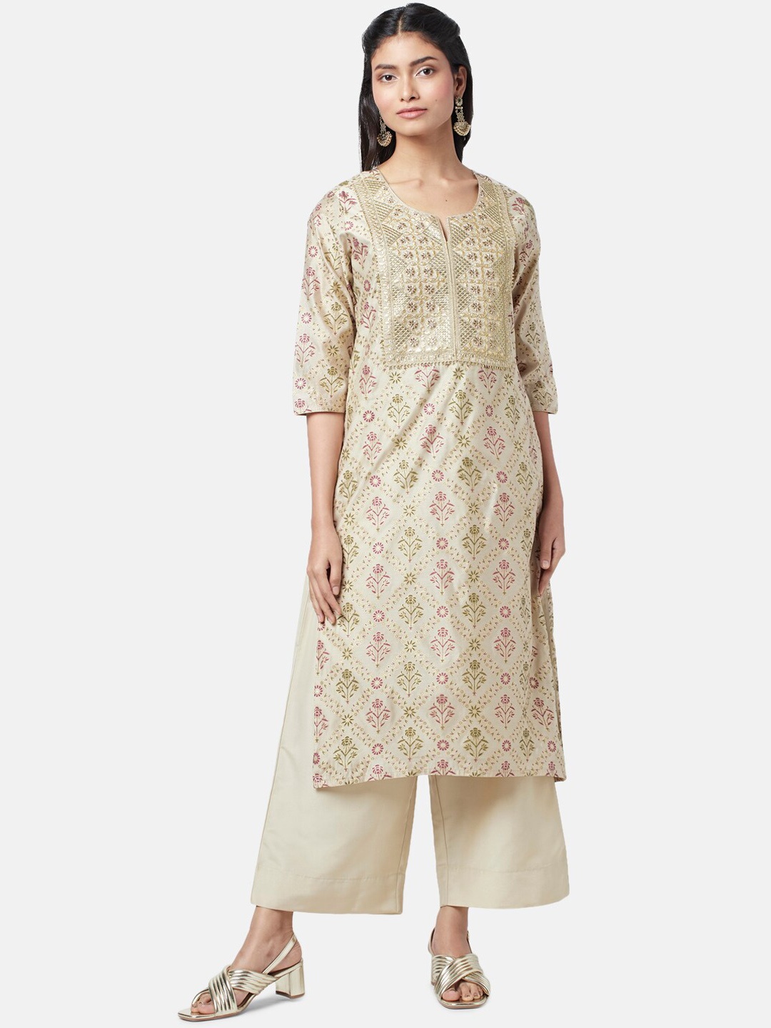 RANGMANCH BY PANTALOONS Women Printed Notch Neck Kurta with Palazzos & Dupatta, Off white
RANGMANCH BY PANTALOONS Women Printed Notch Neck Kurta with Palazzos & Dupatta, Off white