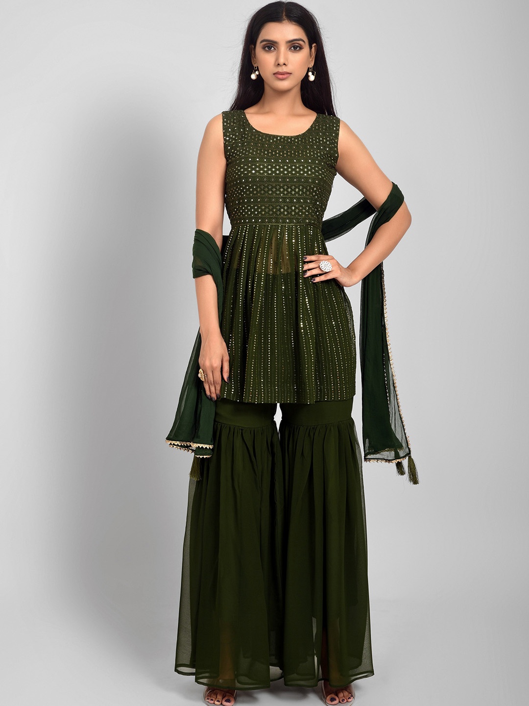 ASPORA Women Ethnic Motifs Embroidered Sequinned Kurti with Sharara & With Dupatta, Green
ASPORA Women Ethnic Motifs Embroidered Sequinned Kurti with Sharara & With Dupatta, Green