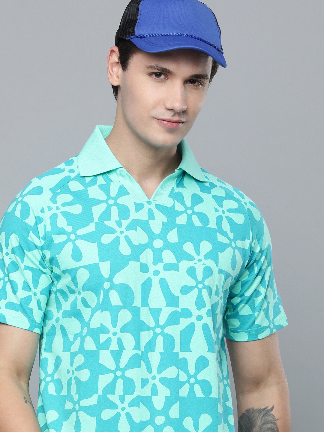 Puma Men Pure Cotton Floral Printed Sponge Bob Regular fit Polo Collar T-shirt, Green
Puma Men Pure Cotton Floral Printed Sponge Bob Regular fit Polo Collar T-shirt, Green