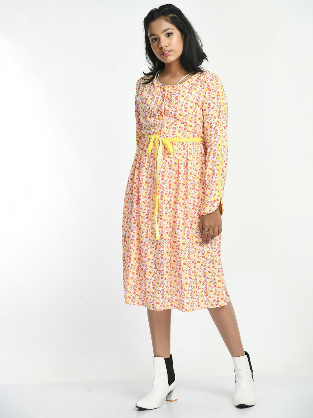 Bella Moda Girls Floral Cotton Dress, White 
Bella Moda Girls Floral Cotton Dress, White