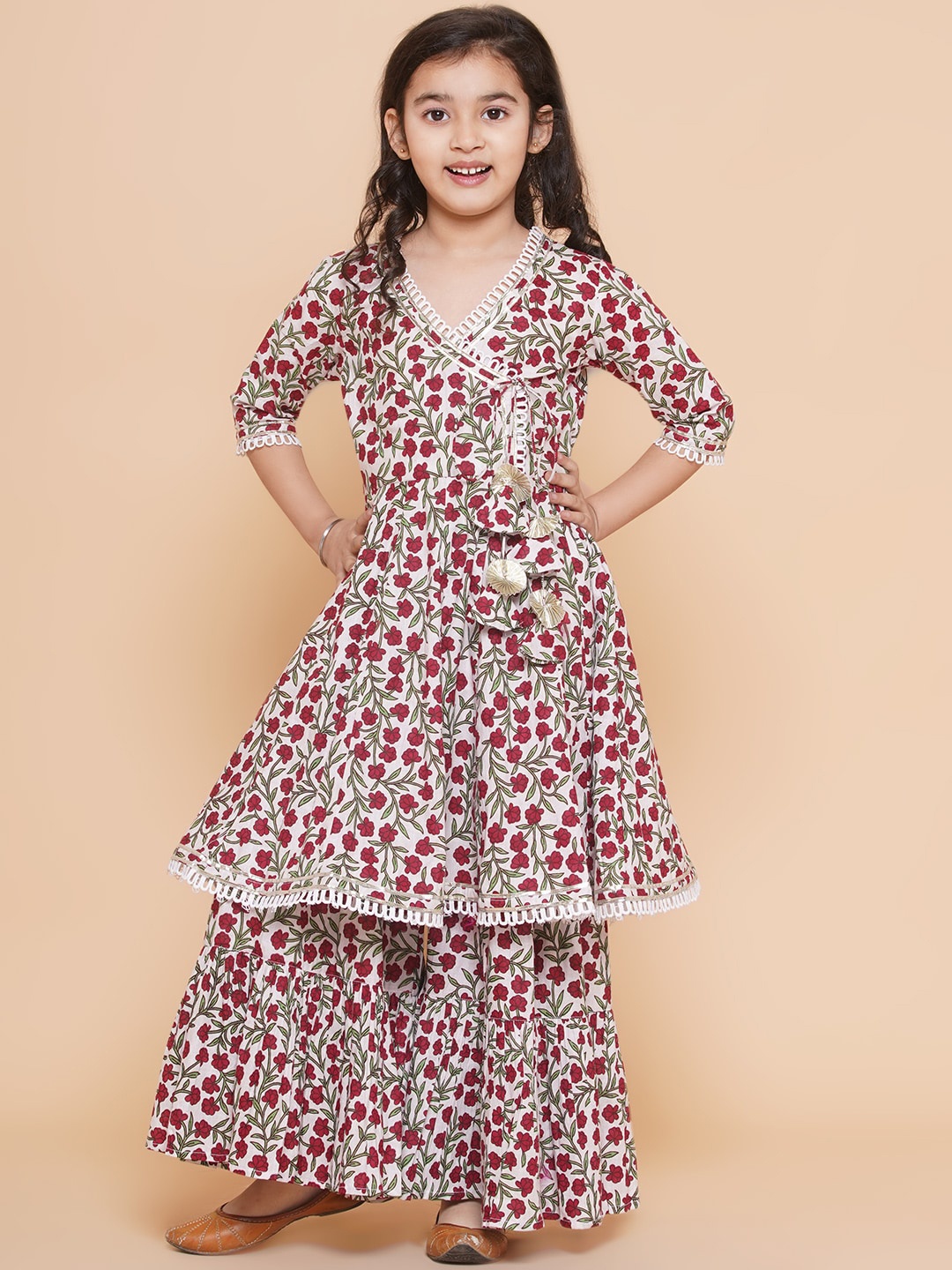 Bitiya by Bhama Floral Printed Angrakha Gotta Patti Pure Cotton Kurta with Sharara, Off white
Bitiya by Bhama Floral Printed Angrakha Gotta Patti Pure Cotton Kurta with Sharara, Off white