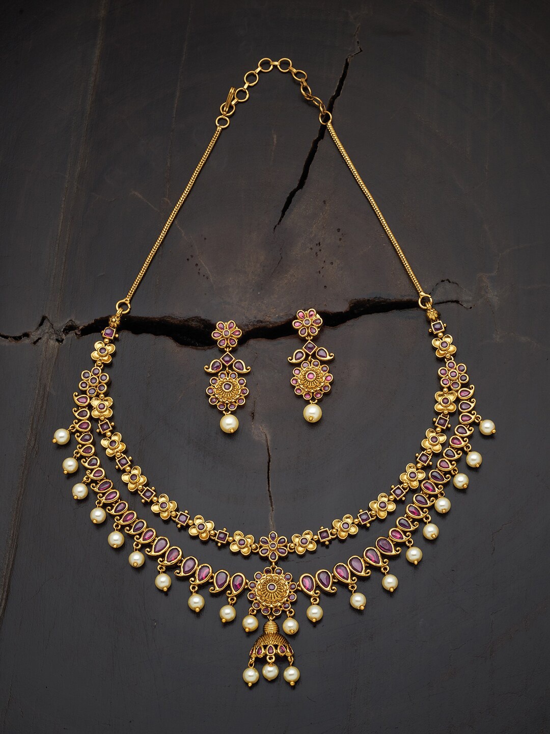 Kushal's Fashion Jewellery Gold-Plated Stone-Studded & Beaded Antique Jewellery Set, Pink
Kushal's Fashion Jewellery Gold-Plated Stone-Studded & Beaded Antique Jewellery Set, Pink