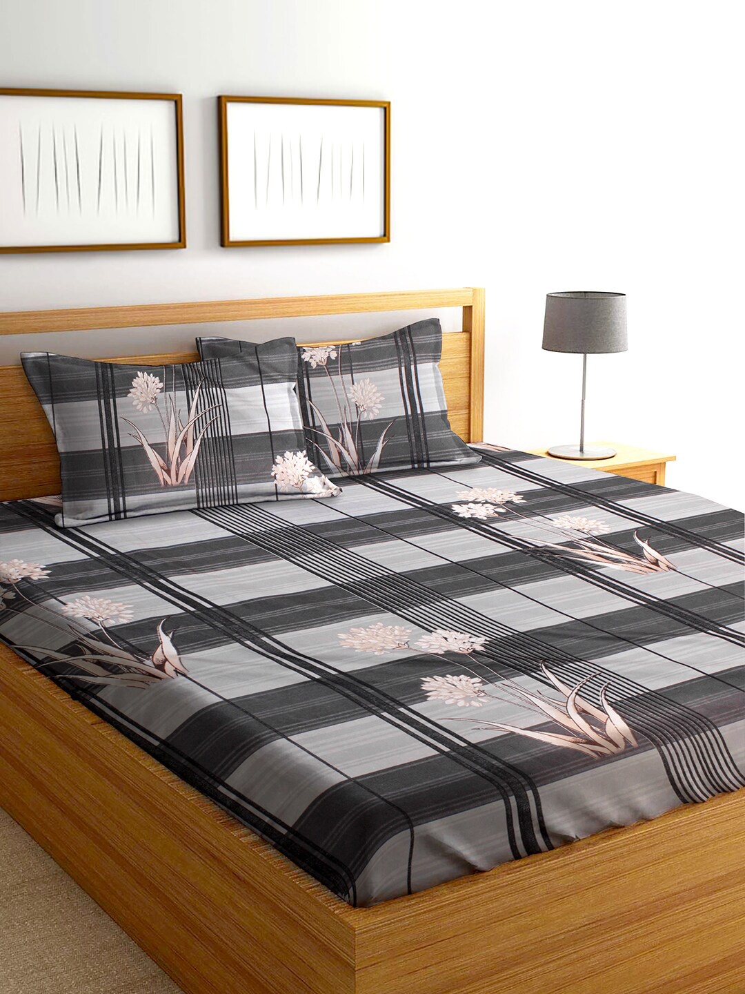 AEROHAVEN Grey & Pink Geometric 210 TC Flat Cotton King Bedsheet with 2 Pillow Covers
AEROHAVEN Grey & Pink Geometric 210 TC Flat Cotton King Bedsheet with 2 Pillow Covers