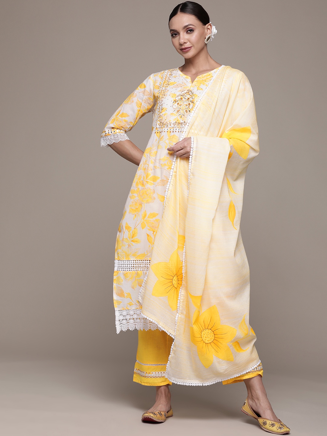 Ishin Women Floral Printed Pure Cotton Threadwork Kurta with Trousers & Dupatta, Yellow
Ishin Women Floral Printed Pure Cotton Threadwork Kurta with Trousers & Dupatta, Yellow