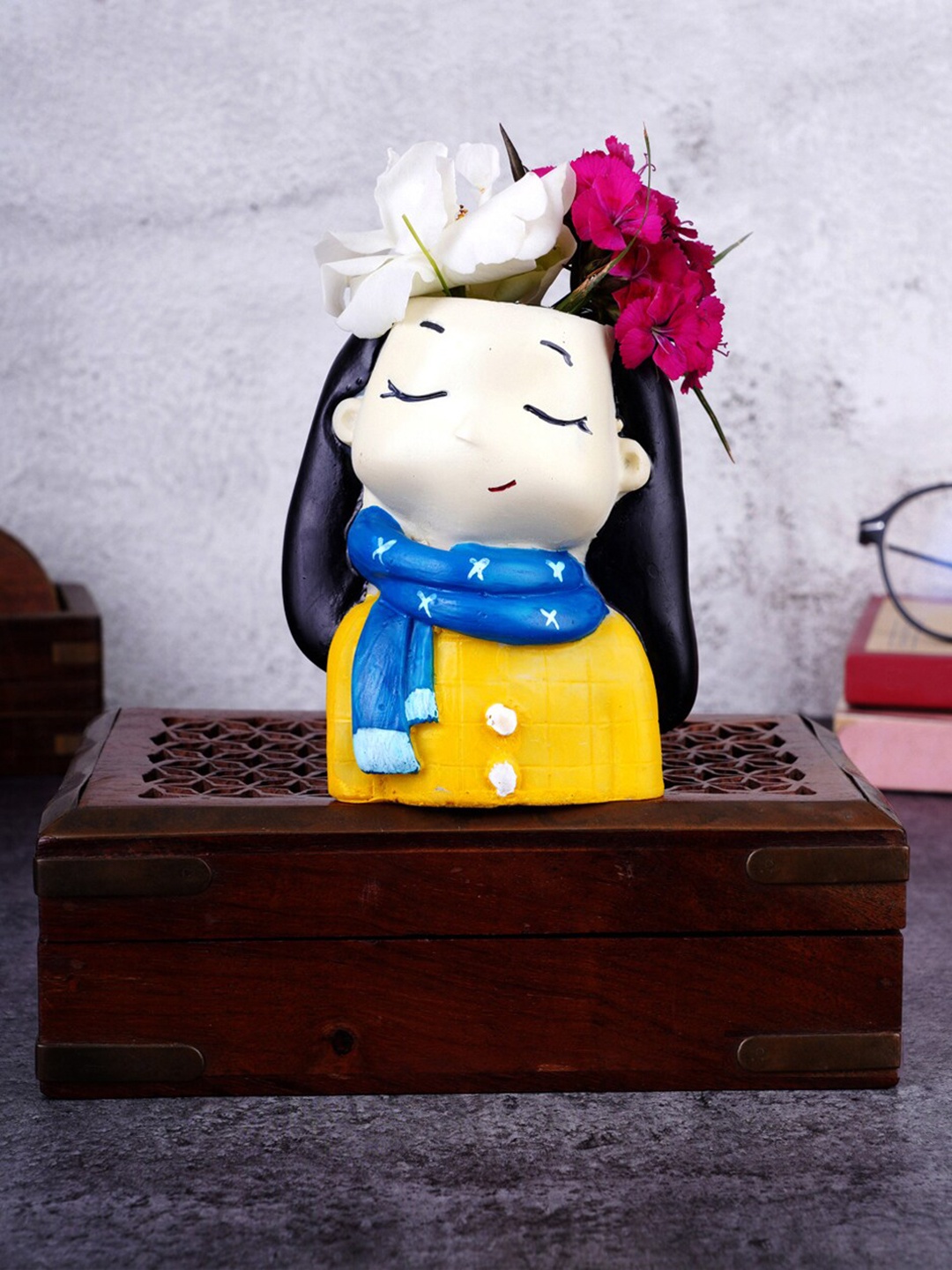 FASHIYANOO Beige & Yellow Small Pot Figurine Showpiece