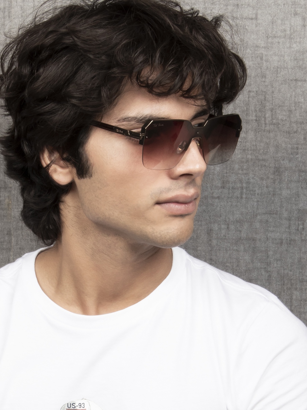 Ted Smith Square Sunglasses with Polarised and UV Protected Lens NUVUE_C3-BROWN GRADED
Ted Smith Square Sunglasses with Polarised and UV Protected Lens NUVUE_C3-BROWN GRADED