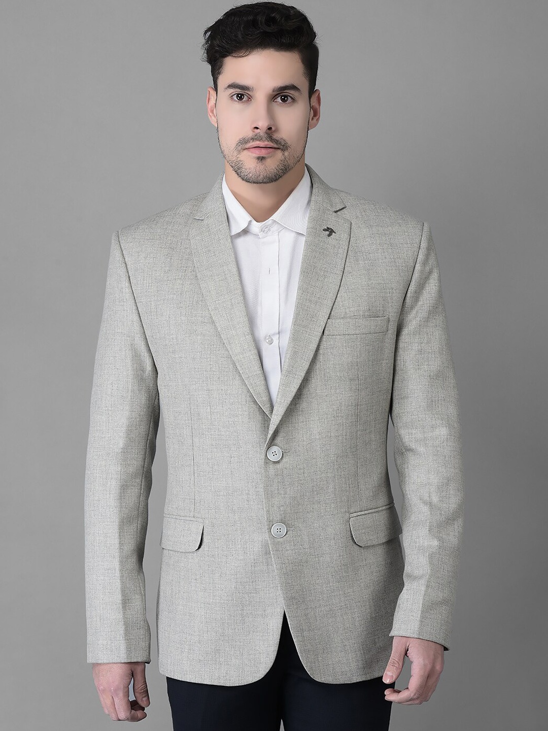 Canary London Men Self-Design Single Breasted Pure Wool Slim-Fit Blazer, Grey
Canary London Men Self-Design Single Breasted Pure Wool Slim-Fit Blazer, Grey