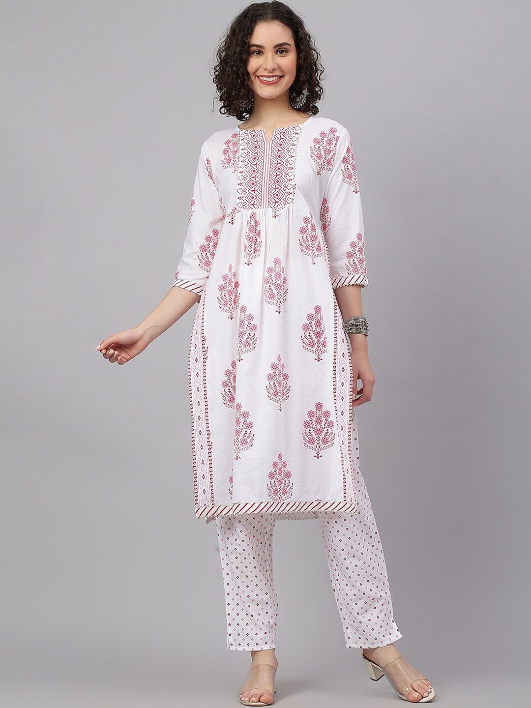 SAABHI Women Floral Printed Notch Neck Pure Cotton Kurta with Trousers, White
SAABHI Women Floral Printed Notch Neck Pure Cotton Kurta with Trousers, White