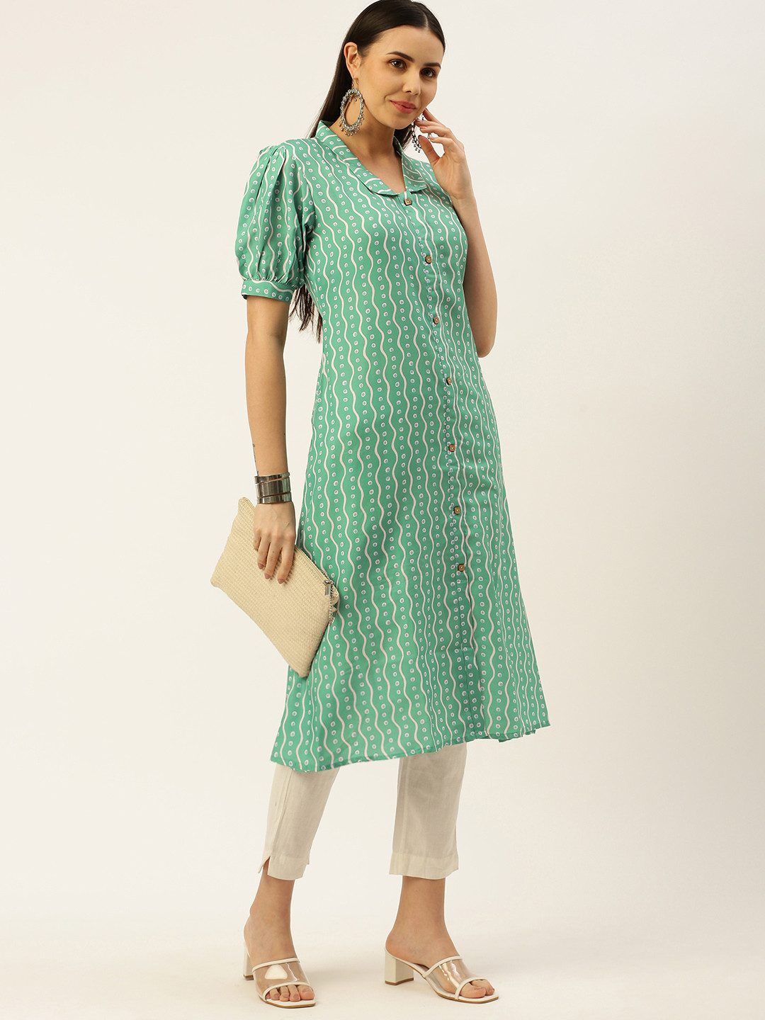 RACHNA Quirky Printed Puff Sleeves Cotton Silk Kurta, Green
RACHNA Quirky Printed Puff Sleeves Cotton Silk Kurta, Green