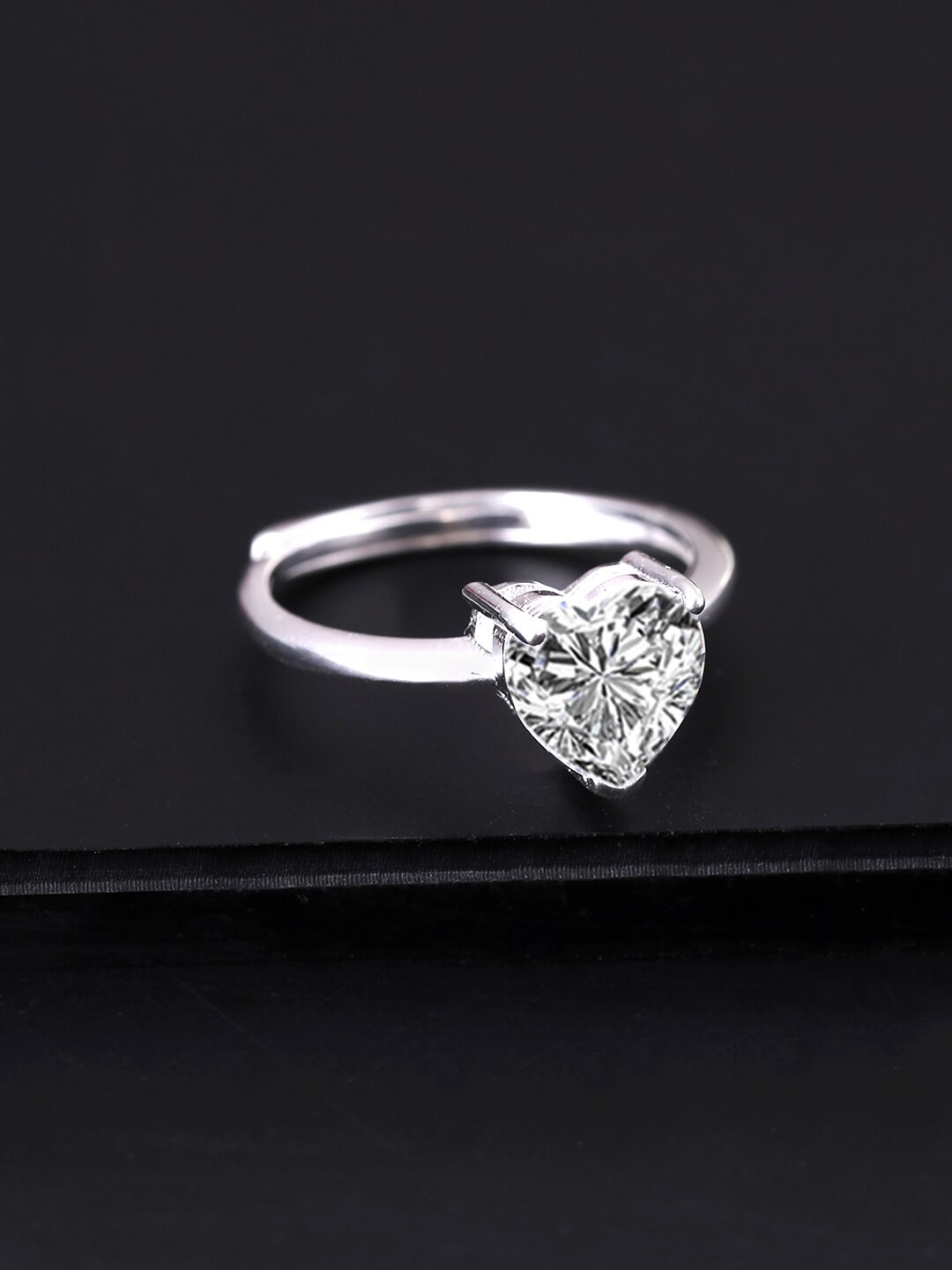 Raajsi by Yellow Chimes 925 Sterling Silver Sliver-Plated & Crystal Studded Finger Ring, White
Raajsi by Yellow Chimes 925 Sterling Silver Sliver-Plated & Crystal Studded Finger Ring, White