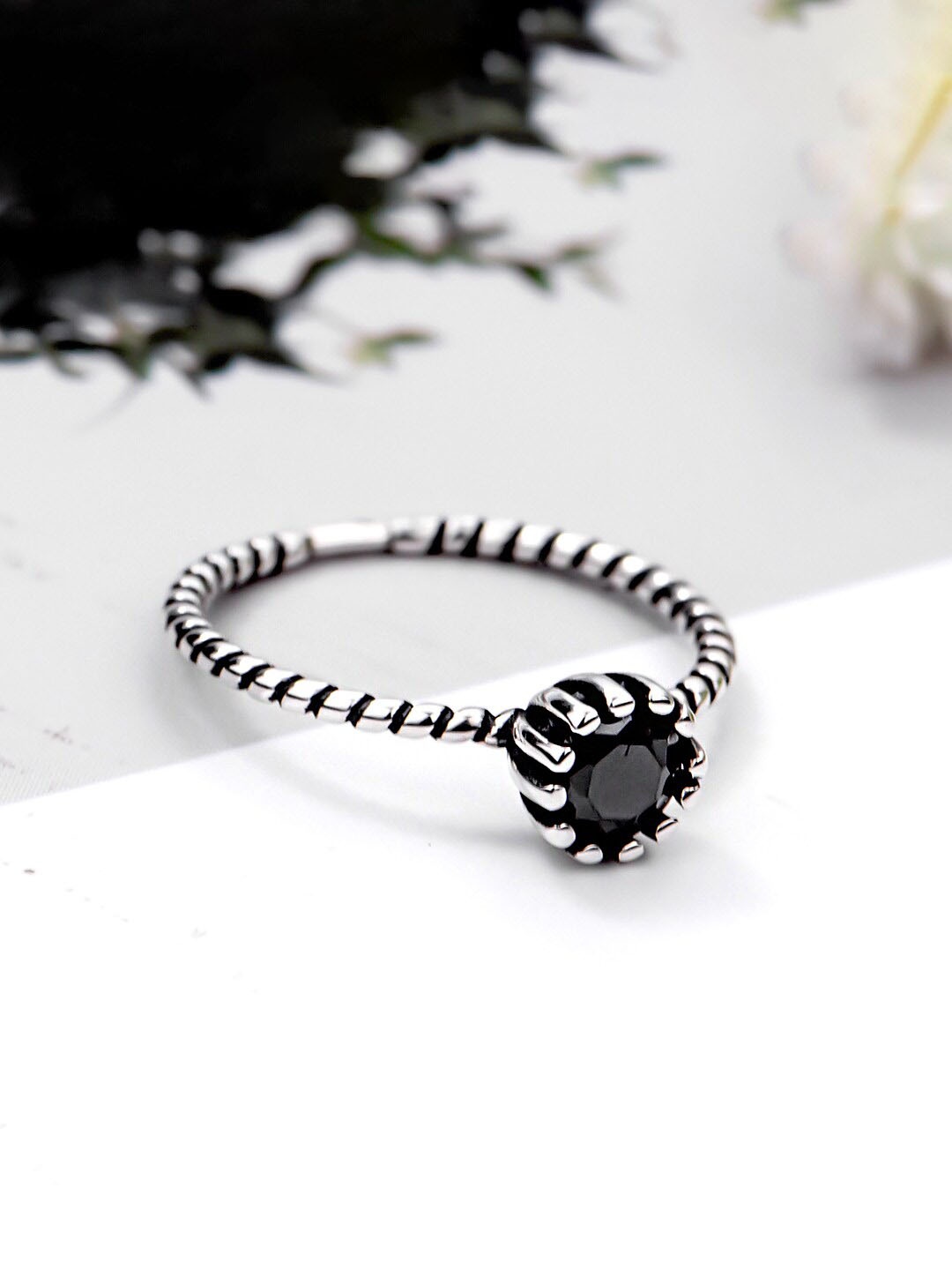 Raajsi by Yellow Chimes 925 Sterling Silver Silver-Plated & Crystal-Studded Finger Ring, Black
Raajsi by Yellow Chimes 925 Sterling Silver Silver-Plated & Crystal-Studded Finger Ring, Black