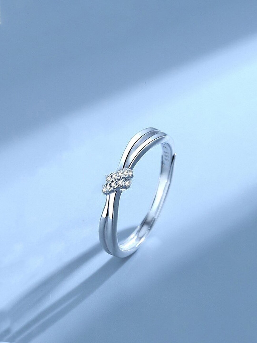 Raajsi by Yellow Chimes 925 Sterling Silver-Plated Pure Silver Adjustable Finger Ring, White
Raajsi by Yellow Chimes 925 Sterling Silver-Plated Pure Silver Adjustable Finger Ring, White
