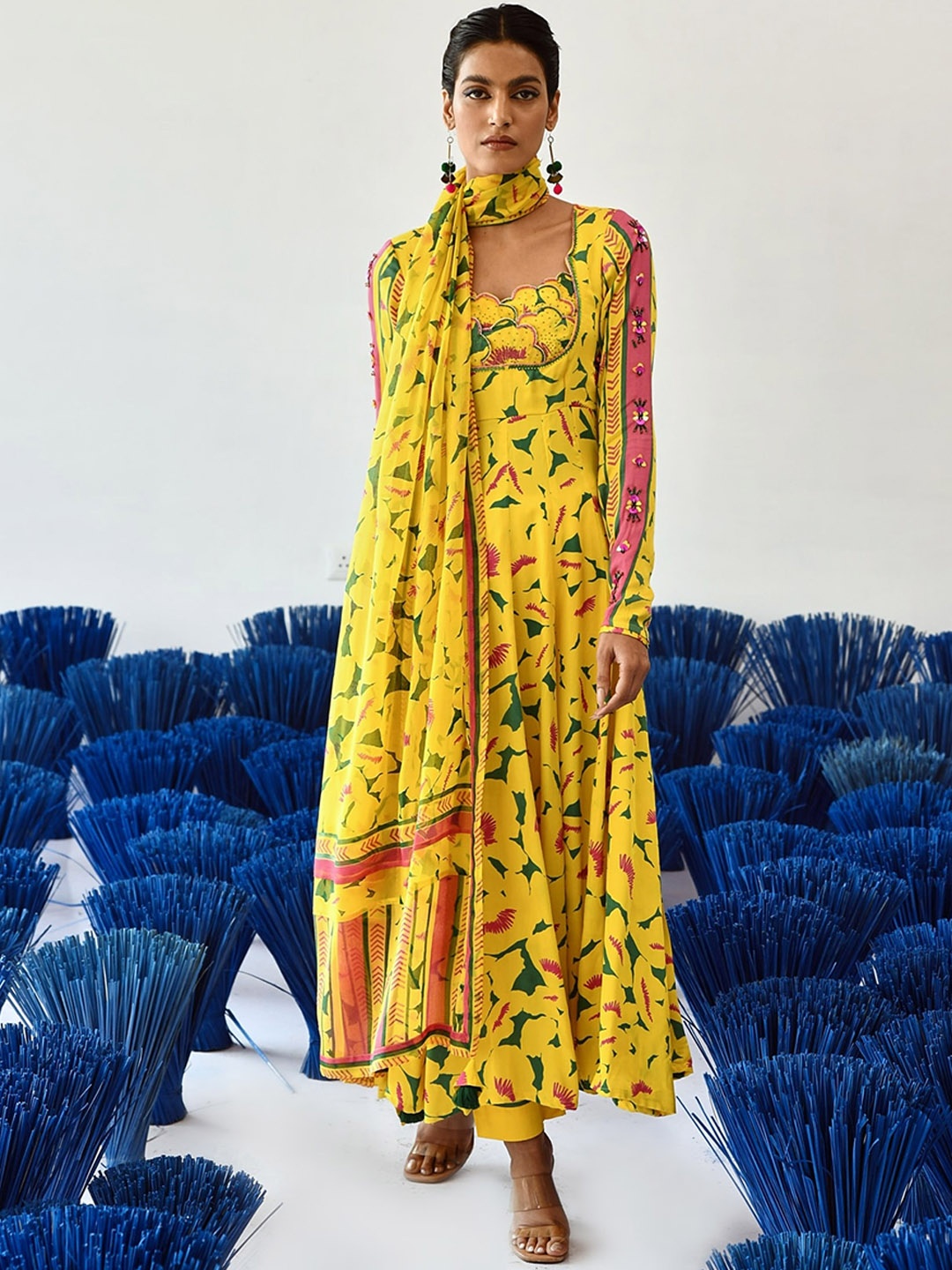 Baise Gaba Women Abstract Printed Long Sleeves A-Line Kurta With Dupatta, Yellow
Baise Gaba Women Abstract Printed Long Sleeves A-Line Kurta With Dupatta, Yellow