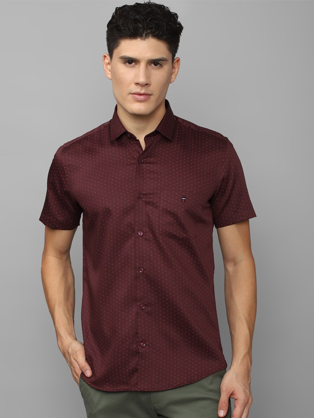 Louis Philippe Sport Men Micro Ditsy Printed Pure Cotton Slim Fit Casual Shirt, Maroon
Louis Philippe Sport Men Micro Ditsy Printed Pure Cotton Slim Fit Casual Shirt, Maroon