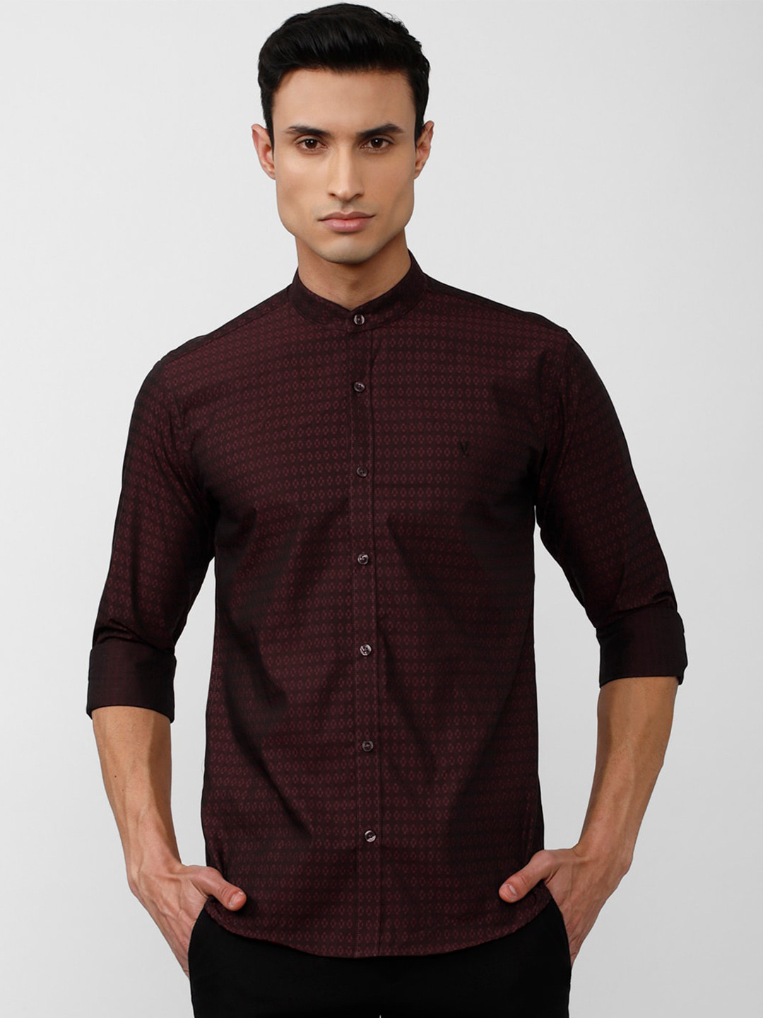 V Dot Men Micro ditsy Printed Slim Fit Mandarin Collar Casual Pure Cotton Shirt, Brown
V Dot Men Micro ditsy Printed Slim Fit Mandarin Collar Casual Pure Cotton Shirt, Brown