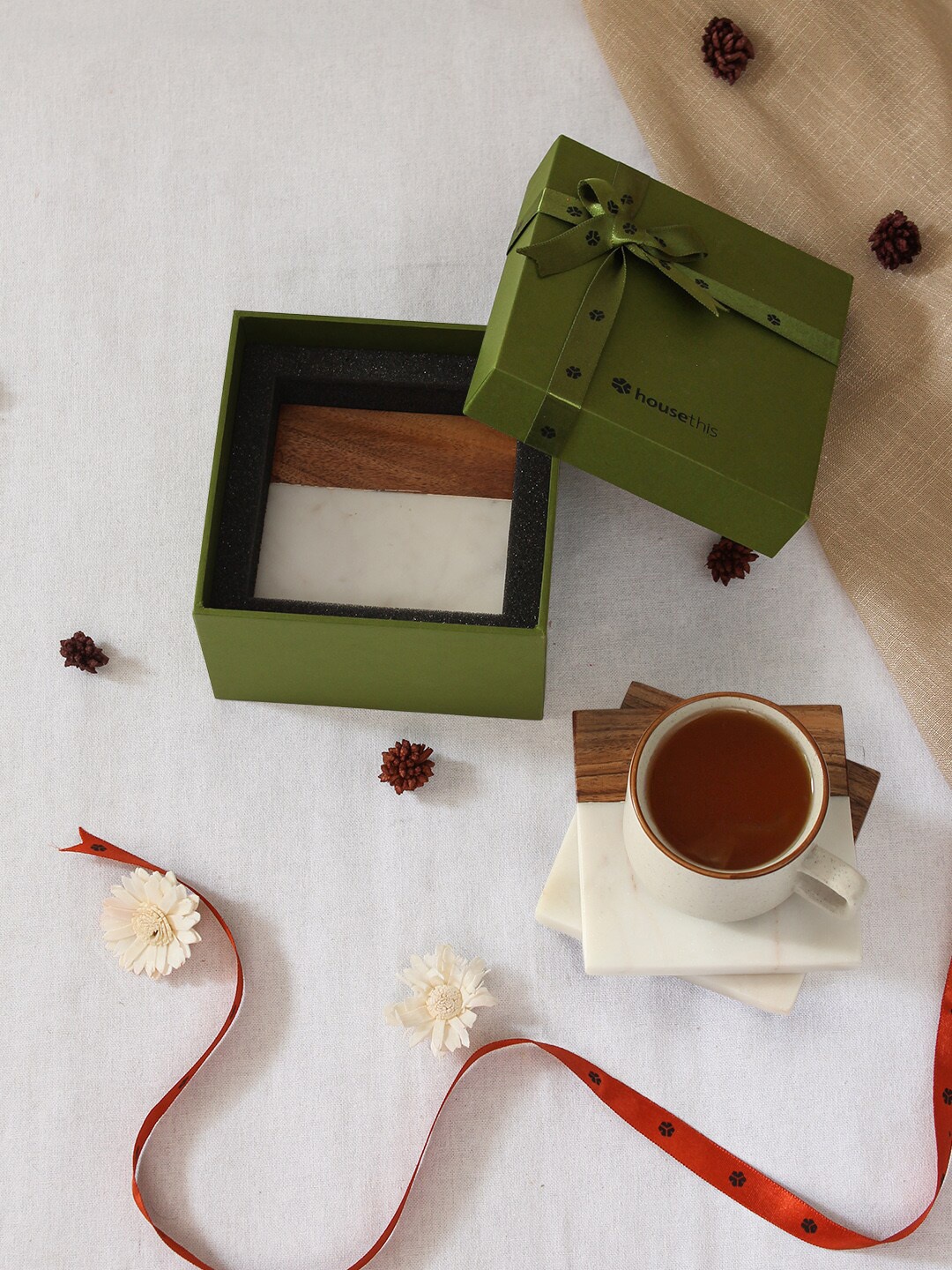 House This Tripolia Brown & White 4 Pieces Marble & Wooden Square Coasters With Gift Box
House This Tripolia Brown & White 4 Pieces Marble & Wooden Square Coasters With Gift Box