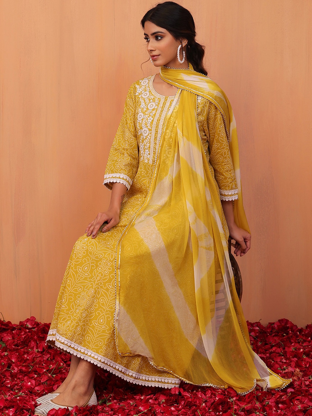 INDYA Bandhani Printed Thread Work Pure Cotton Kurta with Trousers & Dupatta, Yellow
INDYA Bandhani Printed Thread Work Pure Cotton Kurta with Trousers & Dupatta, Yellow