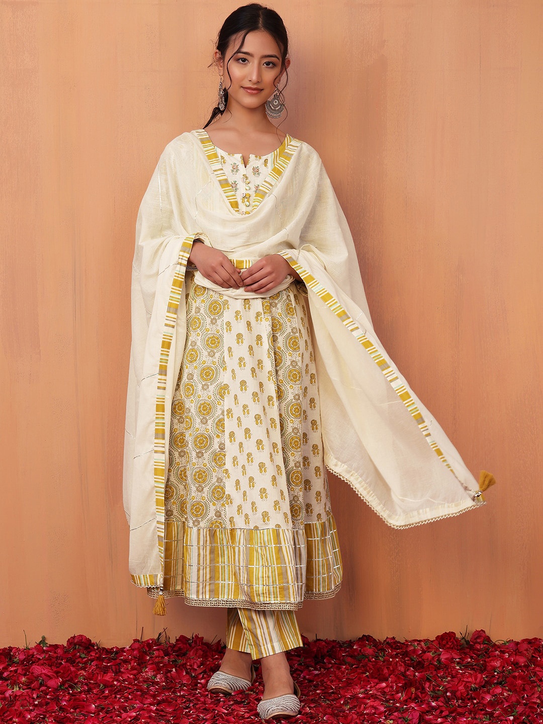 INDYA Women Ethnic Motifs Printed Empire Pure Cotton Kurta With Trousers & Dupatta, White
INDYA Women Ethnic Motifs Printed Empire Pure Cotton Kurta With Trousers & Dupatta, White
