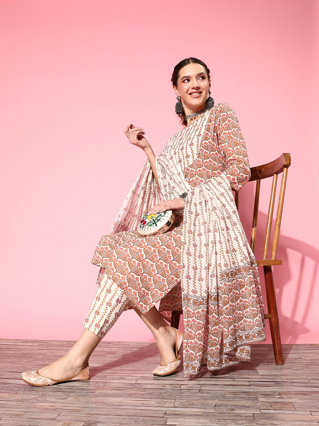Yufta Ethnic Motifs Printed Gotta Patti Pure Cotton Kurta With Trousers & With Dupatta, Beige
Yufta Ethnic Motifs Printed Gotta Patti Pure Cotton Kurta With Trousers & With Dupatta, Beige