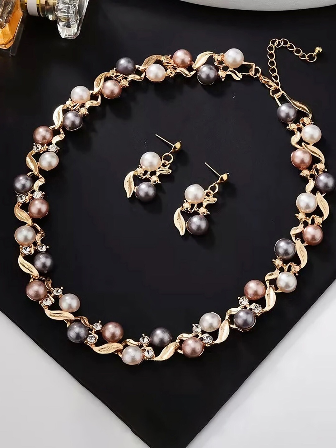 AVANT-GARDE PARIS Women Gold-Plated Stone Studded & Beaded Necklace and Earrings, Grey
AVANT-GARDE PARIS Women Gold-Plated Stone Studded & Beaded Necklace and Earrings, Grey