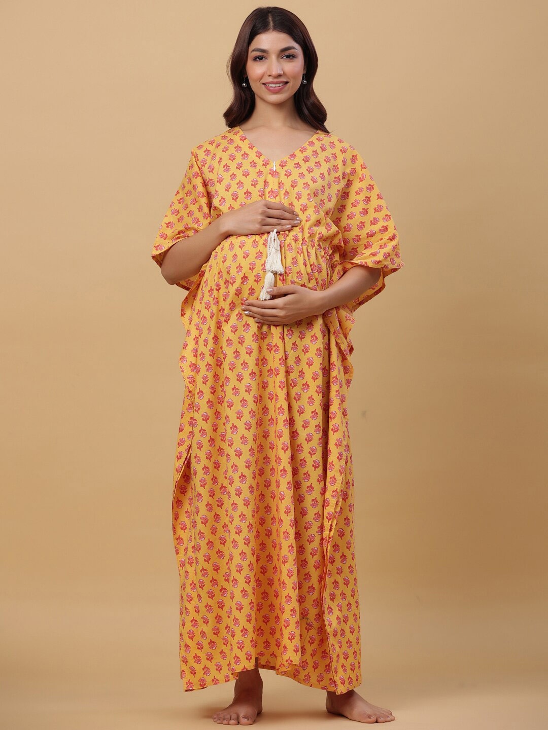Ikk Kudi by Seerat Floral Printed Maternity Pure Cotton Maxi Kaftan Nightdress, Yellow
Ikk Kudi by Seerat Floral Printed Maternity Pure Cotton Maxi Kaftan Nightdress, Yellow