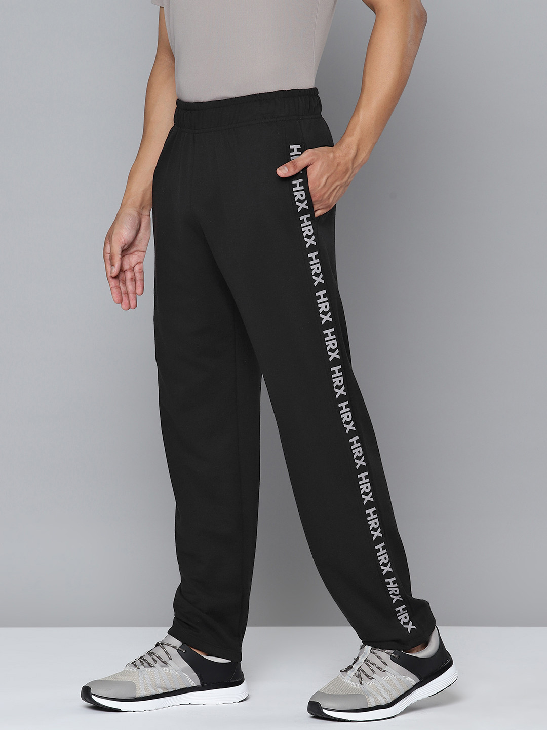 HRX by Hrithik Roshan Men Lifestyle Track Pants, Black
HRX by Hrithik Roshan Men Lifestyle Track Pants, Black