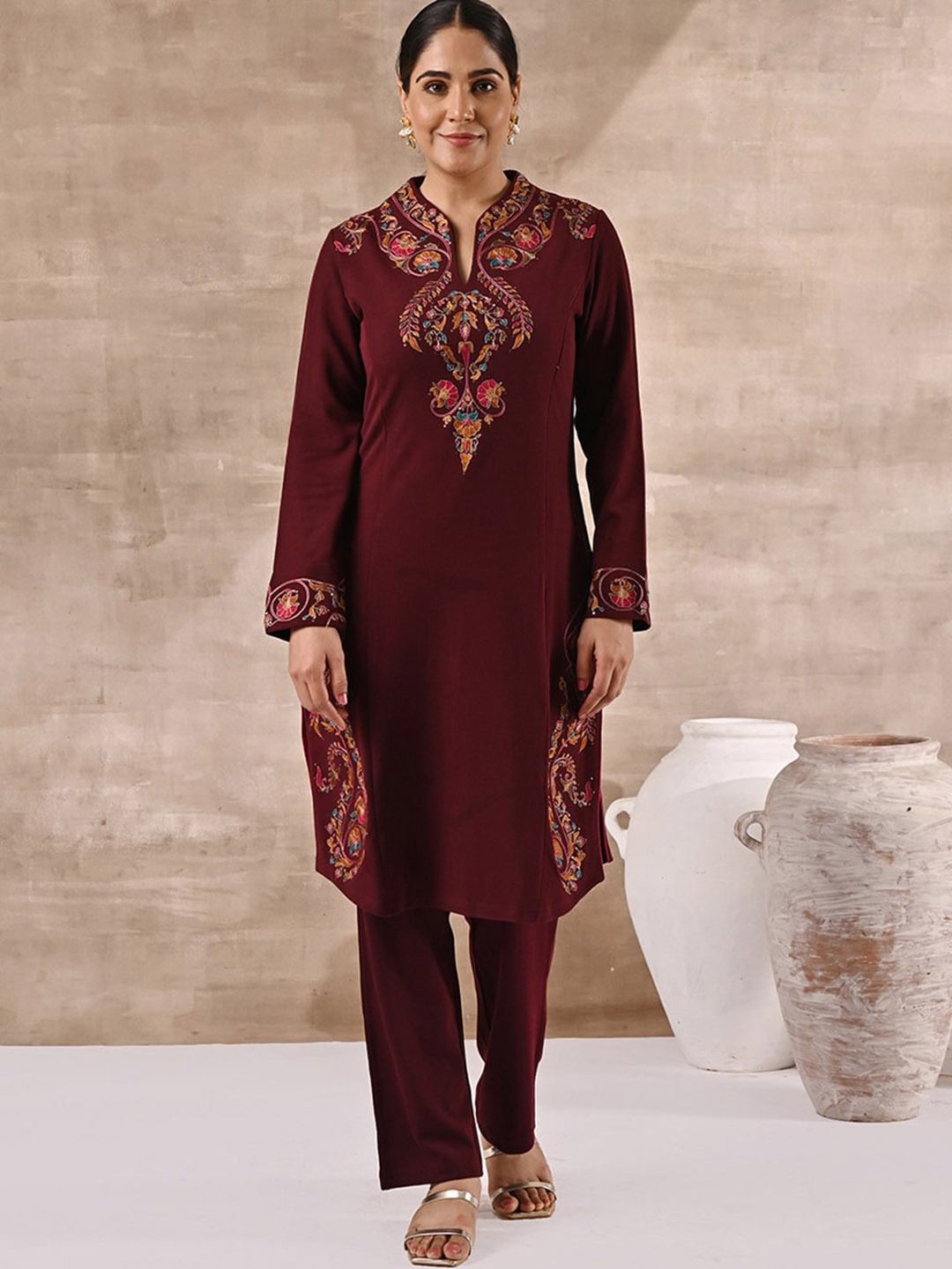 Lakshita Ethnic Motifs Embroidered Thread Work Kurta, Burgundy