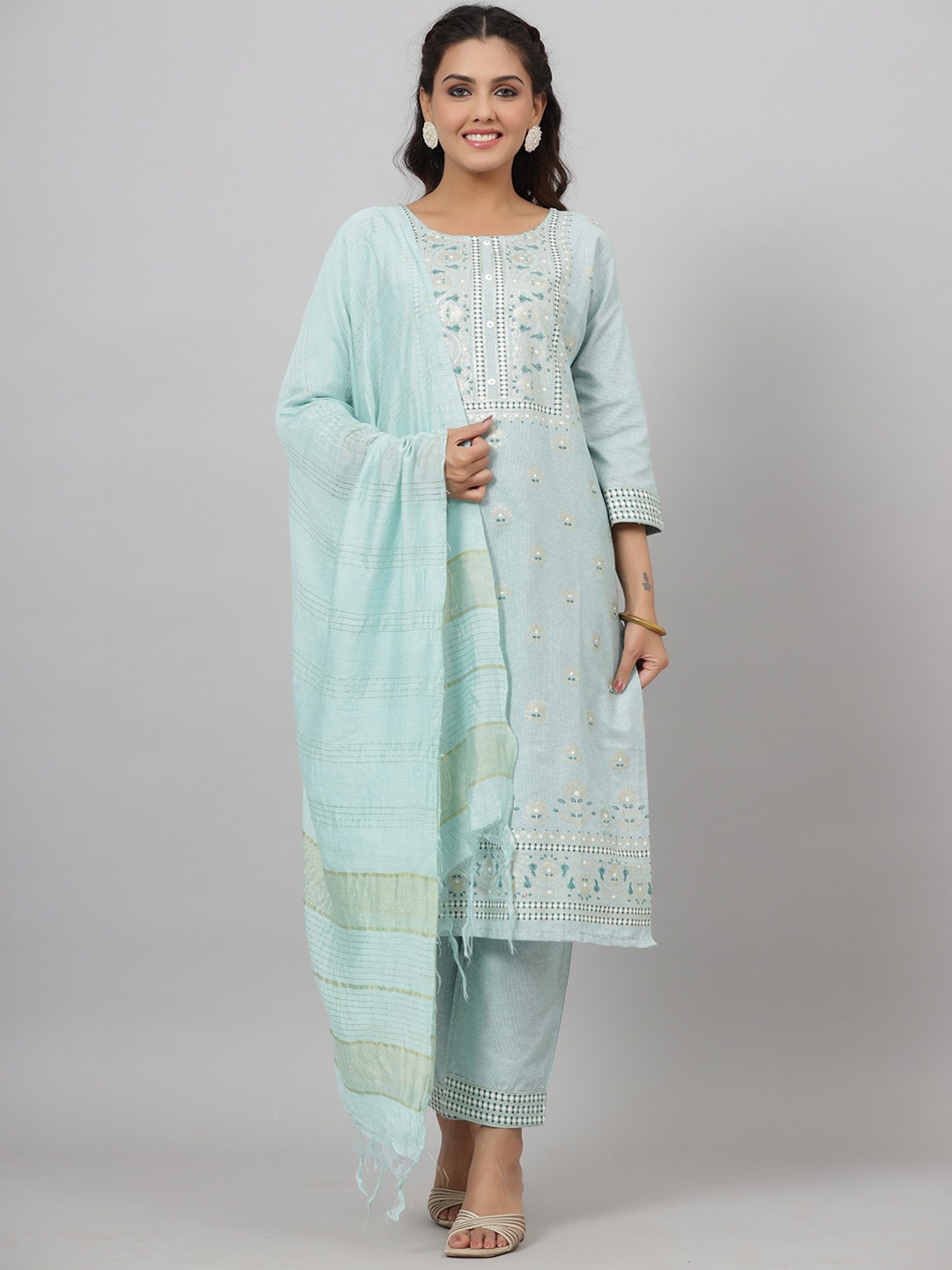 Juniper Printed Pure Cotton Straight Kurta with Trousers & With Dupatta, Turquoise blue
Juniper Printed Pure Cotton Straight Kurta with Trousers & With Dupatta, Turquoise blue