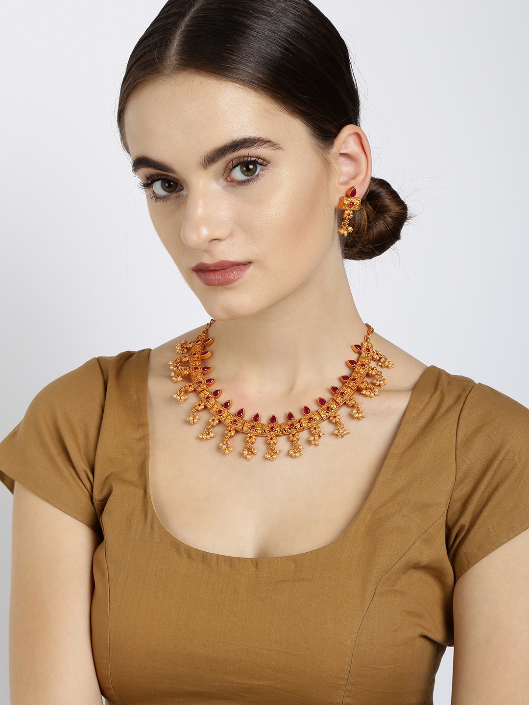 Rubans Gold-Toned Embellished Jewellery Set