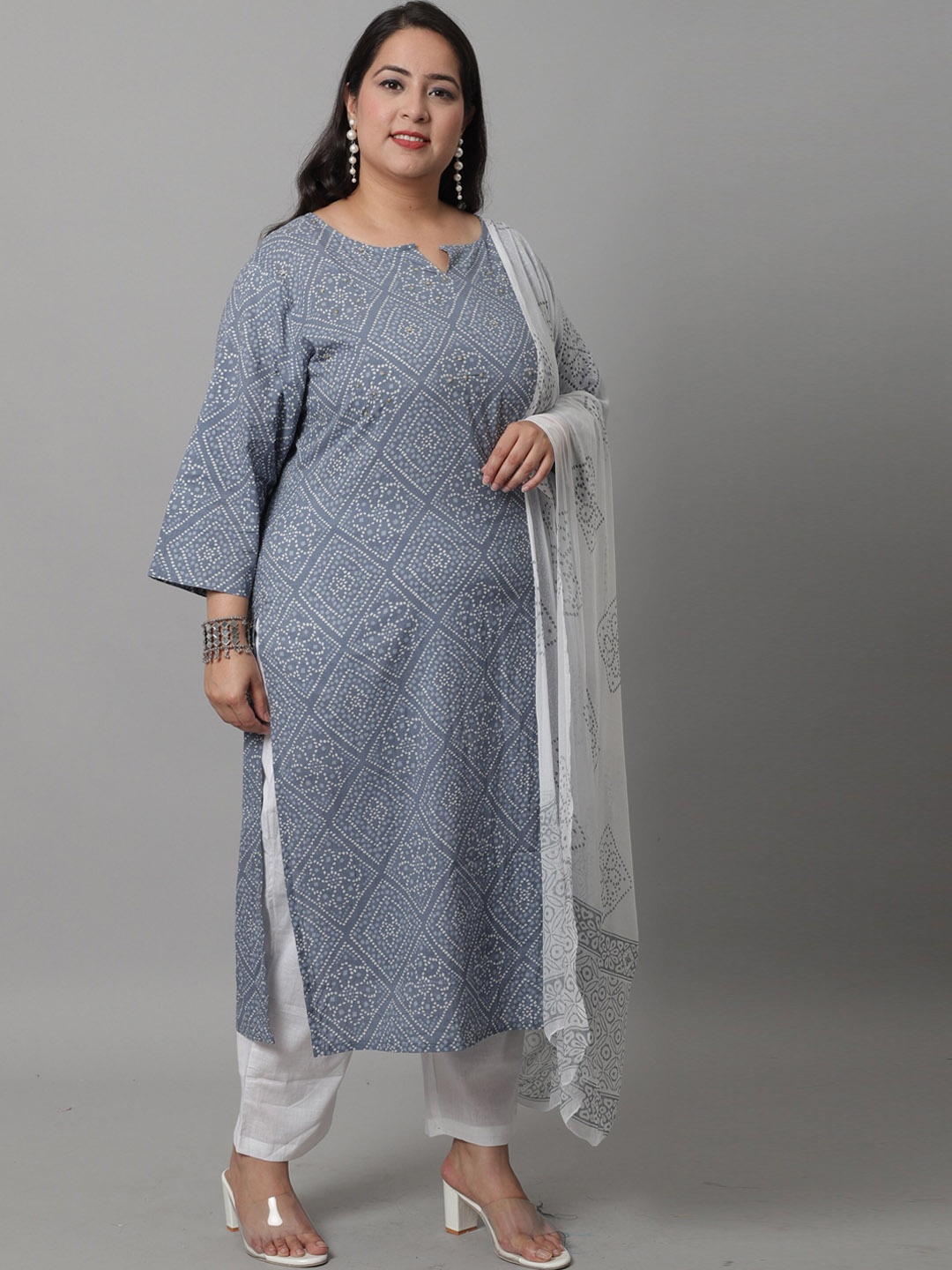 Rajnandini Women Plus Size Embroidered Pure Cotton Kurta with Trousers & Dupatta, Grey
Rajnandini Women Plus Size Embroidered Pure Cotton Kurta with Trousers & Dupatta, Grey